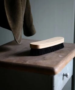 Andree Jardin Hog Bristle Clothes Brush