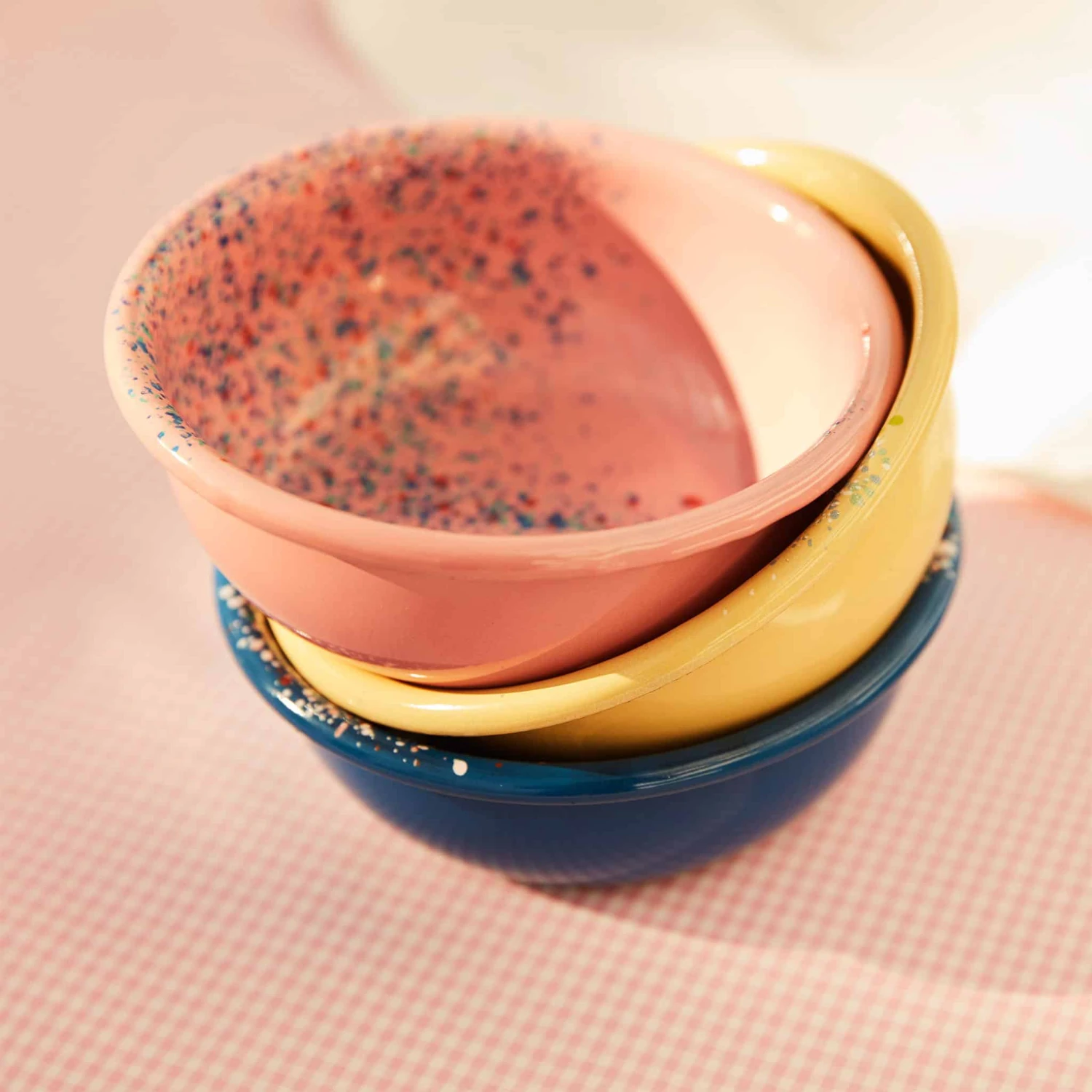 Kapka Splatter Fest Enamel Bowl Pink Enamel - Kapka 6 Kapka Splatter Fest Enamel Bowl Pink Enamel - Kapka