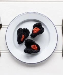 Gifts Toft Mussels In A Tin Gourmet Crochet Kit