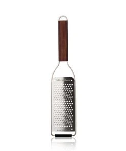 Cookware Master Series Walnut Microplane Gourmet Coarse Grater